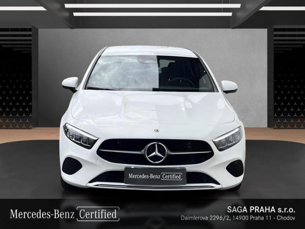 MERCEDES-BENZ A-Třída A 180 Progressive Edition (8/20)
