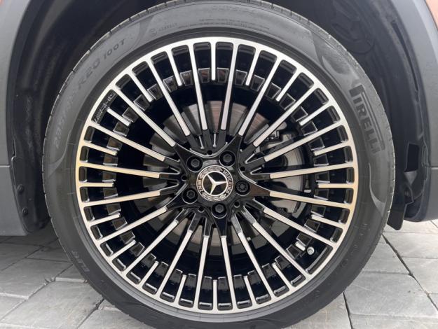 MERCEDES-BENZ EQA 250+ AMG Line  