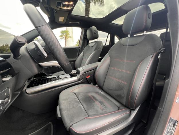 MERCEDES-BENZ EQA 250+ AMG Line  