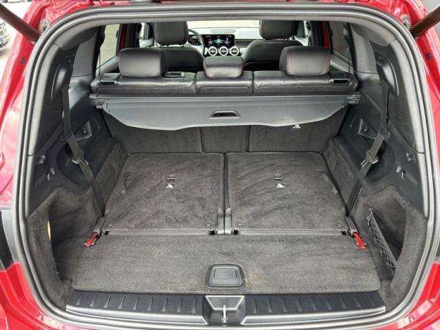 MERCEDES-BENZ GLB 200 d AMG Line  