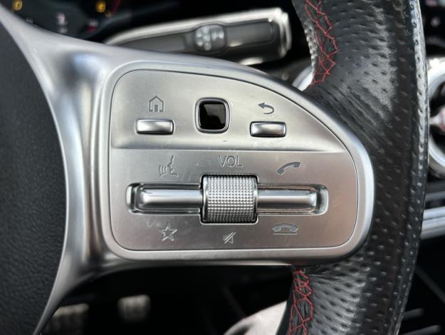 MERCEDES-BENZ GLB 200 d AMG Line  