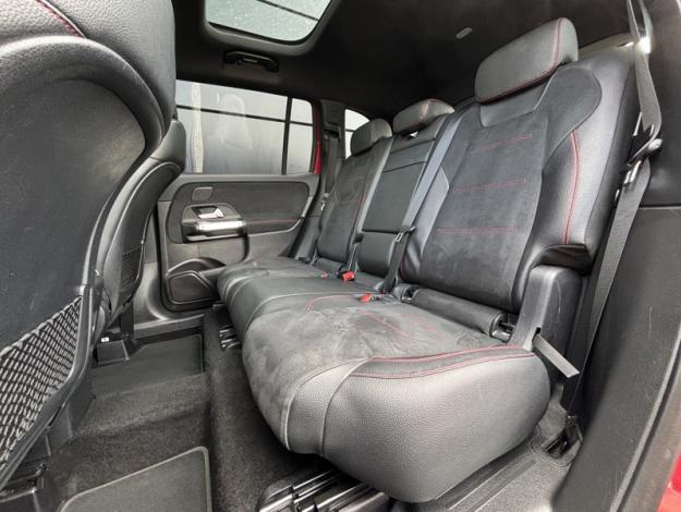 MERCEDES-BENZ GLB 200 d AMG Line  