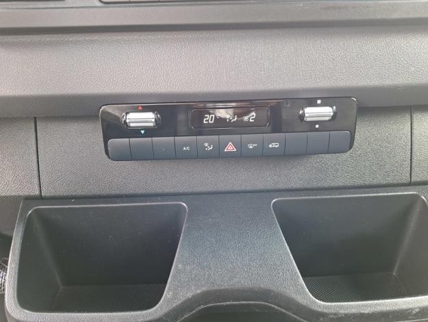 MERCEDES-BENZ Sprinter 519 CDI Standard V6  