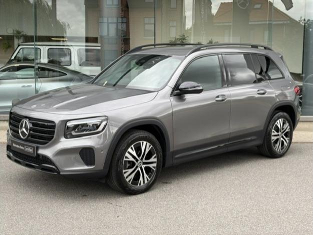 MERCEDES-BENZ GLB 180 d Luxury Line 7 places pack Night  