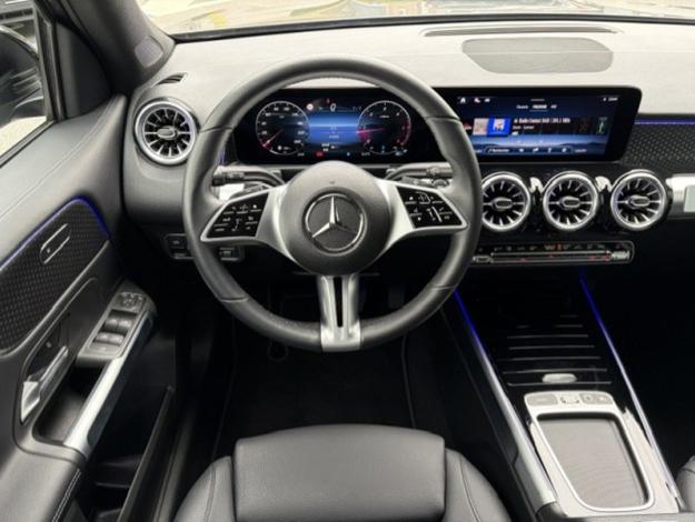 MERCEDES-BENZ GLB 180 d Luxury Line 7 places pack Night  