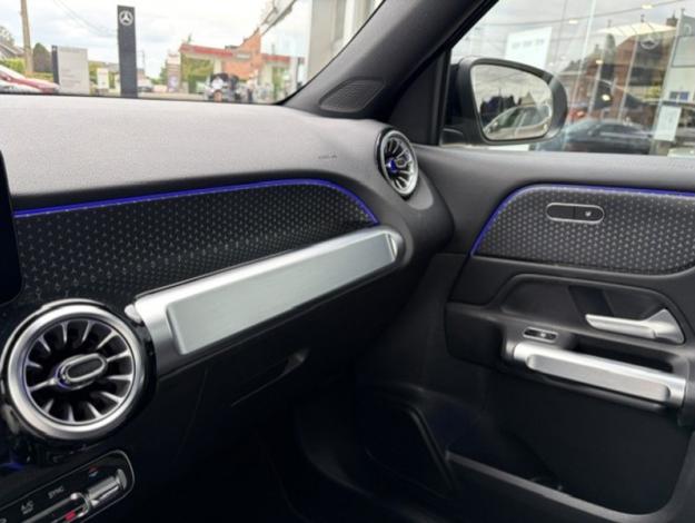 MERCEDES-BENZ GLB 180 d Luxury Line 7 places pack Night  