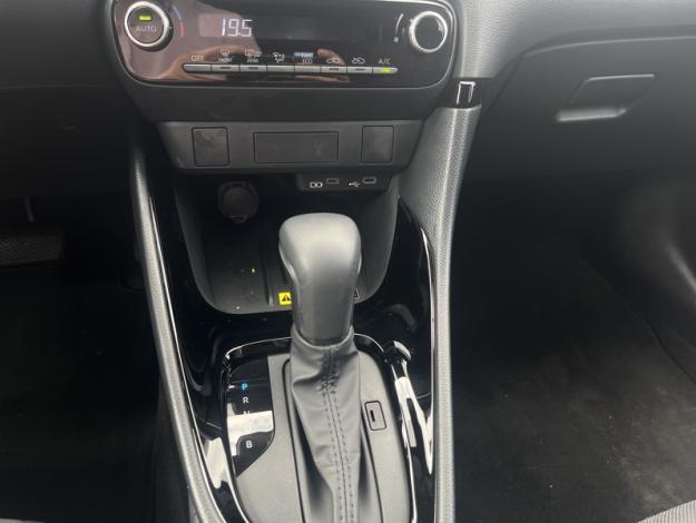 TOYOTA Yaris Hybride 116h Design  YARIS HYBRIDE 116H DESIGN PACK 