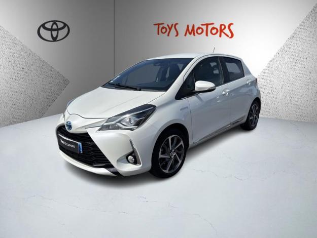 TOYOTA Yaris 100h Chic  