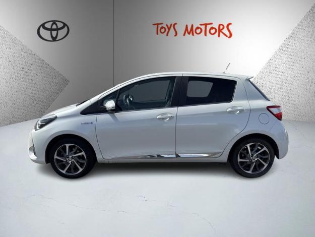 TOYOTA Yaris 100h Chic  