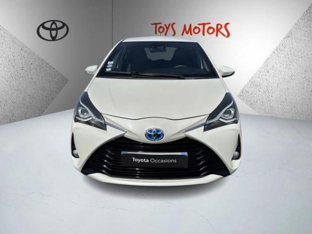 TOYOTA Yaris 100h Chic  