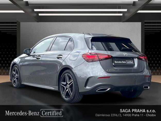 MERCEDES-BENZ A-Třída A 200 d AMG Night (3/21)
