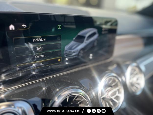 MERCEDES-BENZ GLB 200 d AMG Line  