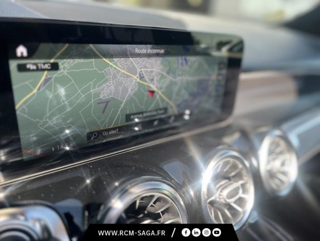 MERCEDES-BENZ GLB 200 d AMG Line  