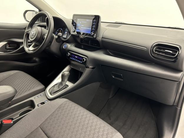 TOYOTA Yaris Hybride 116h Dynamic Business   