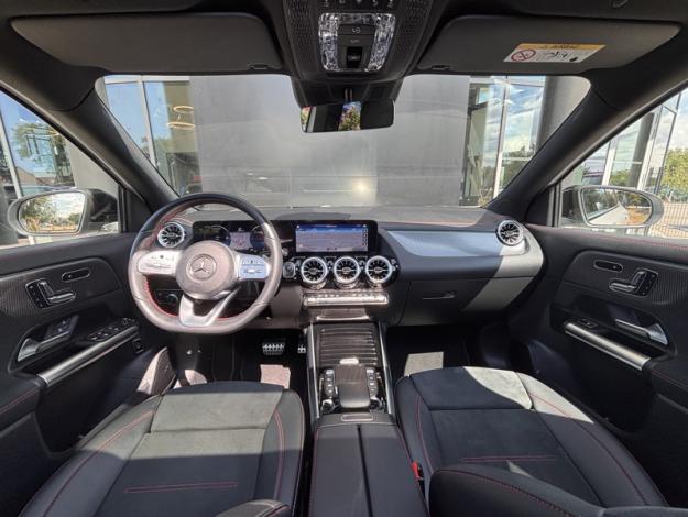 MERCEDES-BENZ EQA 250+ AMG Line  