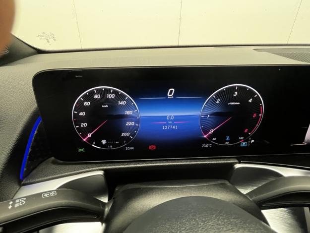 MERCEDES-BENZ GLB 200 d Business Line  