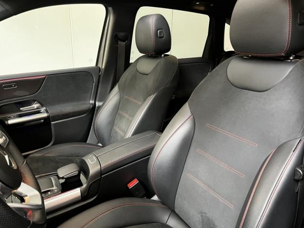 MERCEDES-BENZ Classe B 220 d AMG Line Edition  