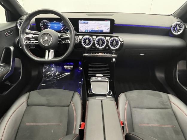 MERCEDES-BENZ Classe A 180 AMG Line  