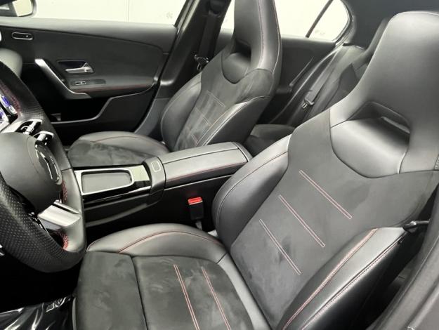 MERCEDES-BENZ Classe A 180 AMG Line  