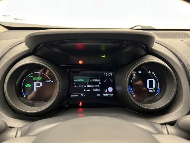 TOYOTA Yaris Cross 1.5 116H Dynamic MY22  