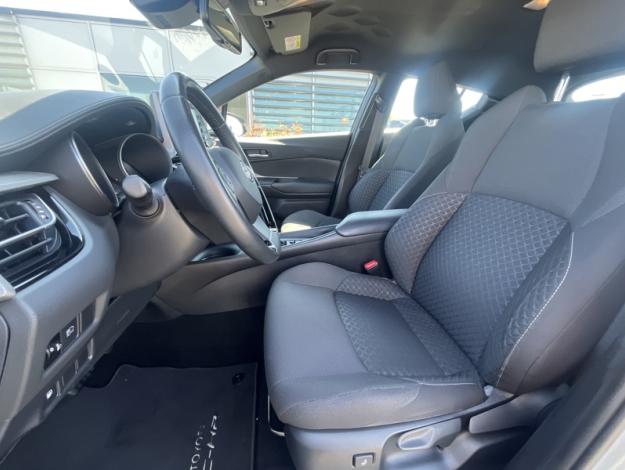 TOYOTA C-HR 184h Dynamic Business Beyond  