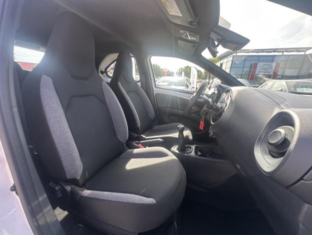 TOYOTA Aygo X 1.0 VVT-i 72 Dynamic  
