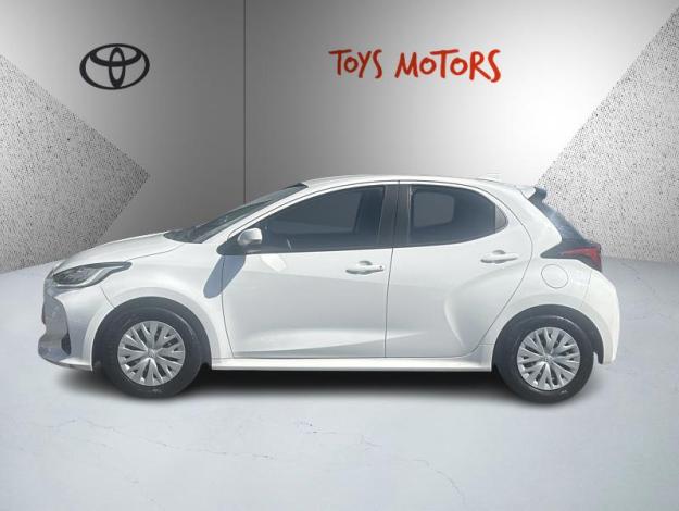 TOYOTA Yaris 116h Dynamic Business   