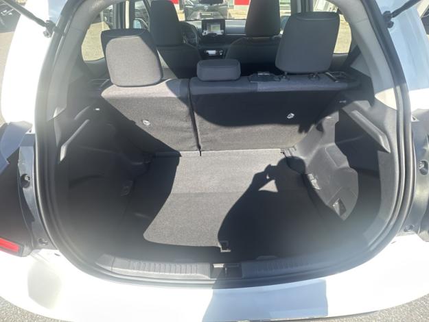 TOYOTA Yaris 116h Dynamic Business   