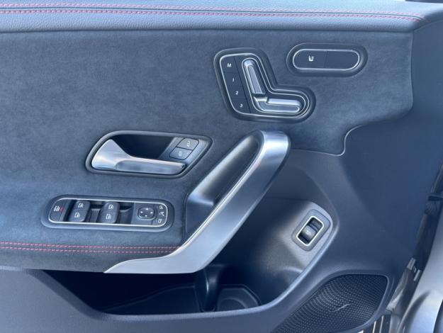 MERCEDES-BENZ CLA Coupé CLA 200 Coupé AMG Line  