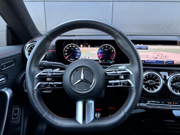 MERCEDES-BENZ CLA Coupé CLA 200 Coupé AMG Line  