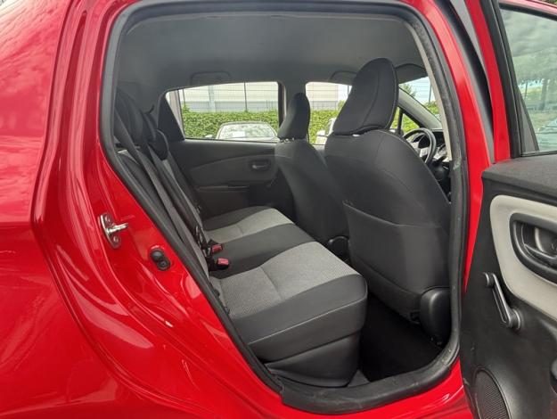 TOYOTA Yaris 1.5 100 h France  