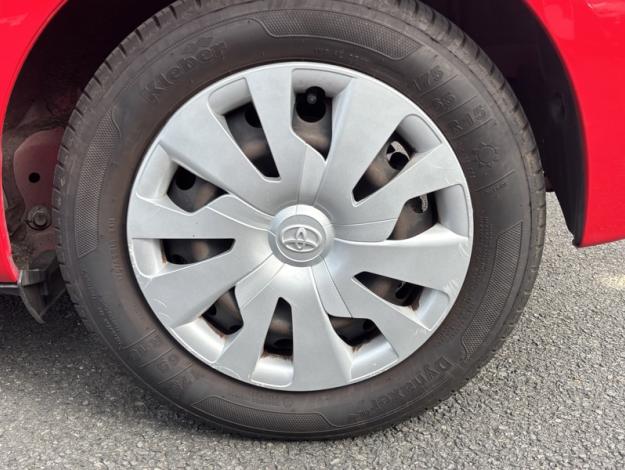 TOYOTA Yaris 1.5 100 h France  