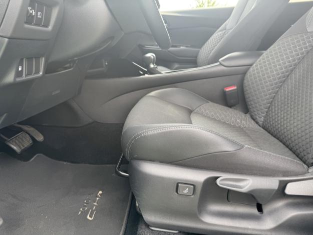 TOYOTA C-HR Hybride Design  1.8 122 ch 