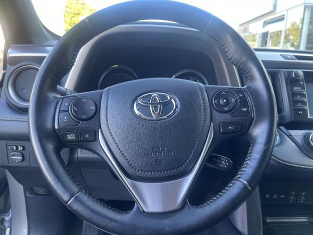 TOYOTA RAV4 AWD EXCLUSIVE  