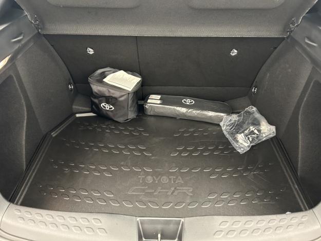 TOYOTA C-HR 1.8 Hybride 122 Dynamic Ultimate  