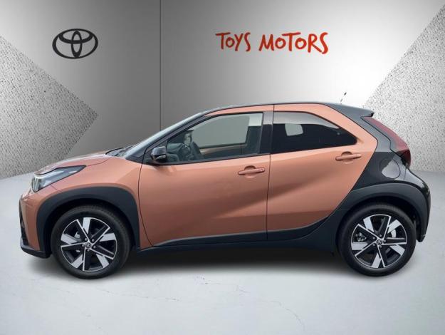 TOYOTA Aygo X 116h Graphic  