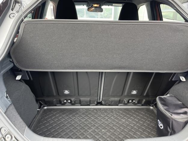 TOYOTA Aygo X 116h Graphic  