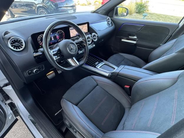 MERCEDES-BENZ GLA 200 d AMG Line  