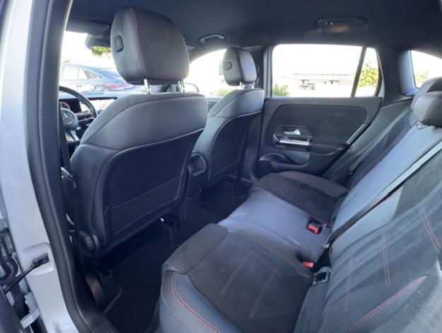 MERCEDES-BENZ GLA 200 d AMG Line  