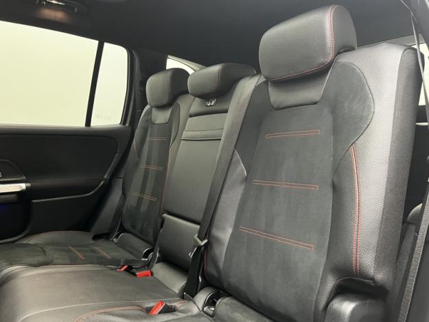 MERCEDES-BENZ GLB 200 d AMG Line  
