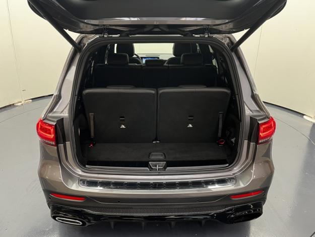 MERCEDES-BENZ GLB 200 d AMG Line  