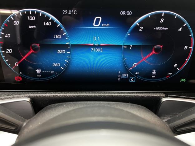 MERCEDES-BENZ GLB 200 d AMG Line  