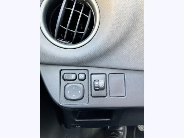 TOYOTA Yaris Dynamic Business   1.5 100 ch 