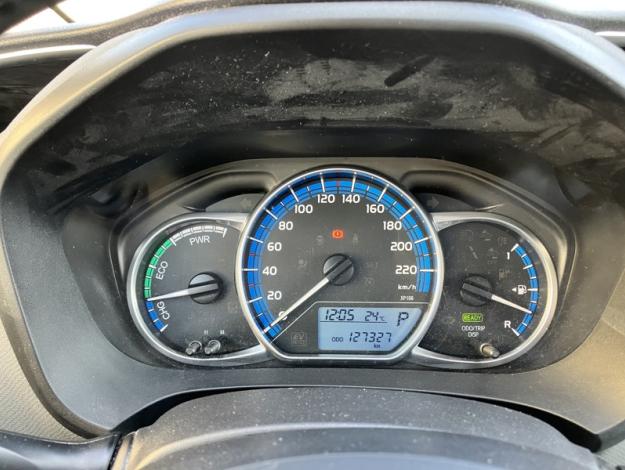 TOYOTA Yaris Dynamic Business   1.5 100 ch 