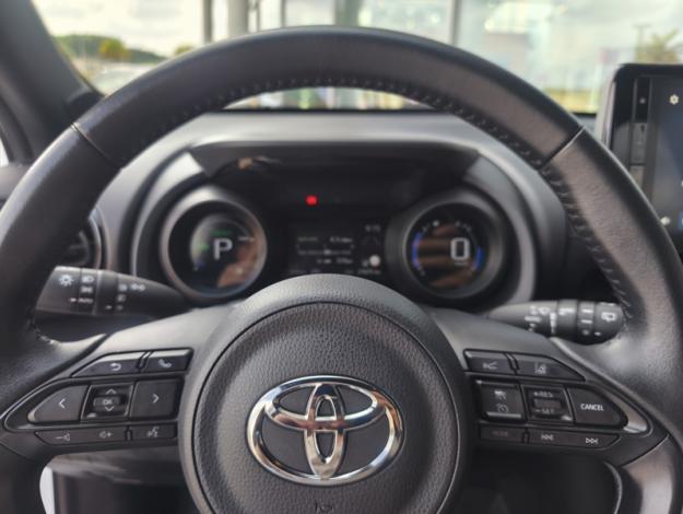 TOYOTA Yaris Cross 1.5 HYBRID 116H DESIGN AUTO  