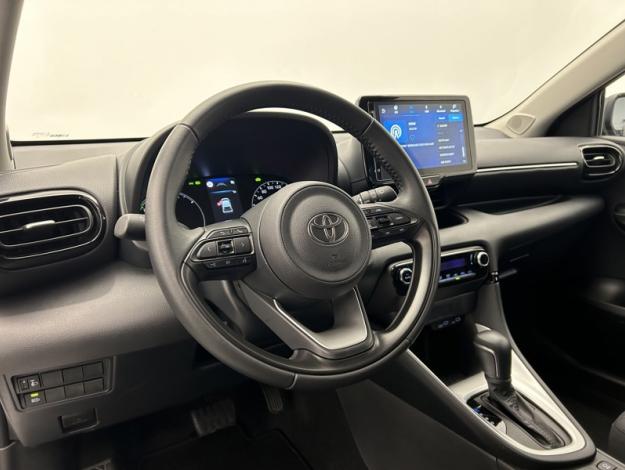 TOYOTA Yaris 116h Dynamic  
