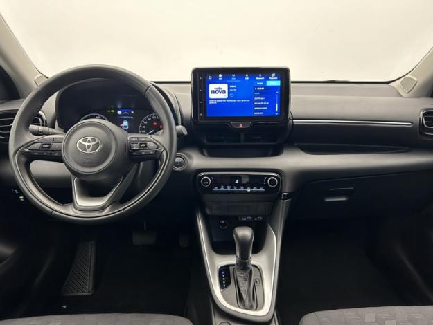 TOYOTA Yaris 116h Dynamic  