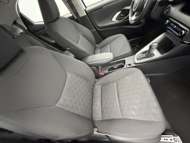 TOYOTA Yaris 116h Dynamic  