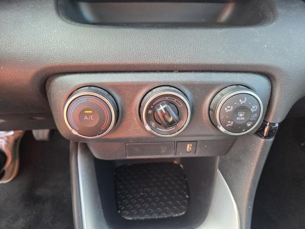 TOYOTA Yaris 70 Dynamic  
