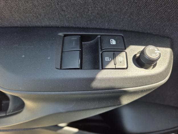 TOYOTA Yaris 116h Dynamic  